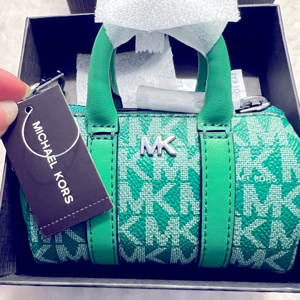 Michael Kors Micro duffle key fob - Picture 3 of 6